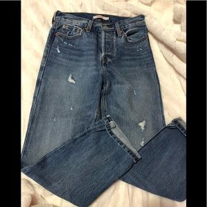 Levis wedgie straight jeans